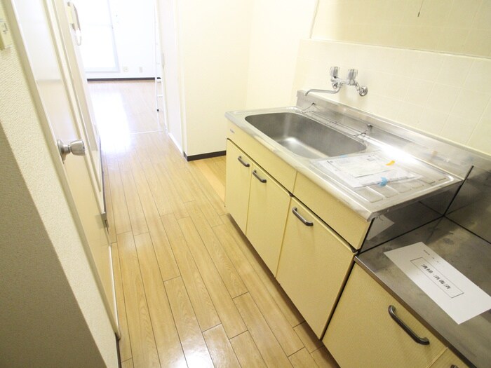 物件内観写真13　(廊下)