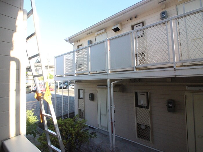 物件内観写真16　(室内からの展望)