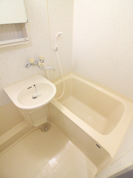 物件内観写真16　(バス／シャワールーム等)