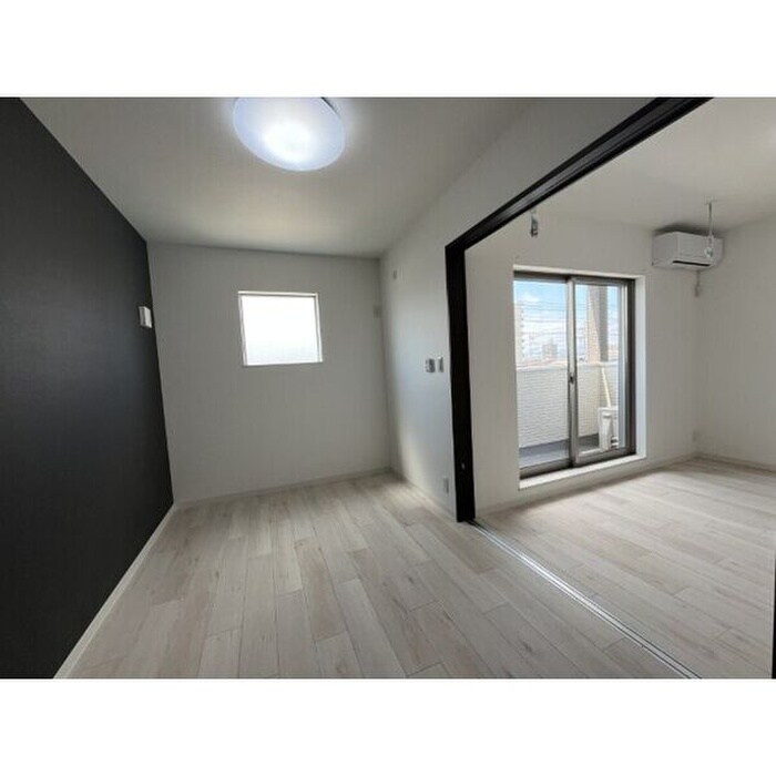 物件内観写真5　(居室)