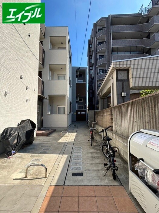 物件外観写真2　(周辺環境)