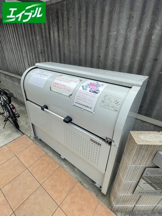 物件外観写真6　(建物設備)