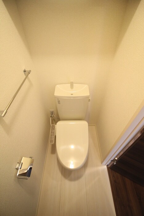 物件内観写真11　(トイレ)