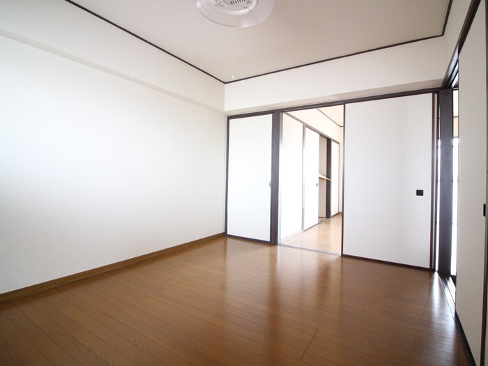 物件内観写真14　(居室)