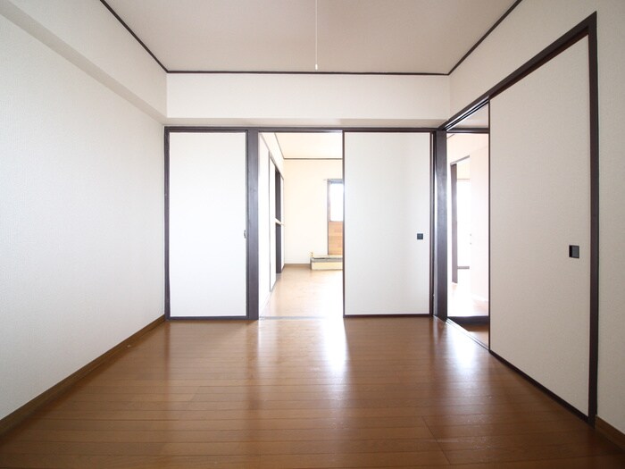 物件内観写真15　(居室)
