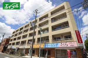 若山ビル外観写真