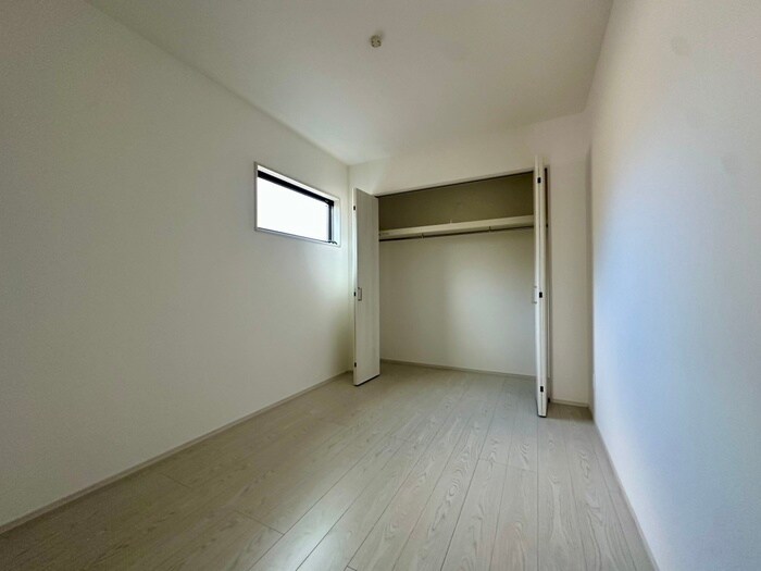 物件内観写真11　(居室)