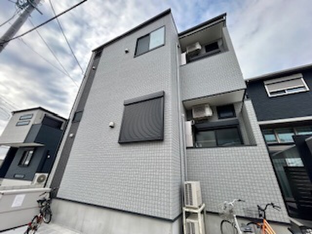 物件外観写真2　(外観写真)