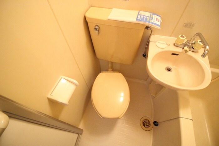 物件内観写真8　(トイレ)