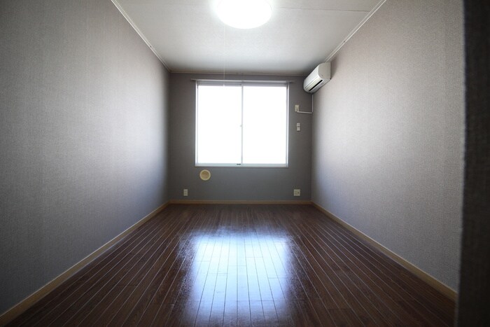 物件内観写真13　(居室)