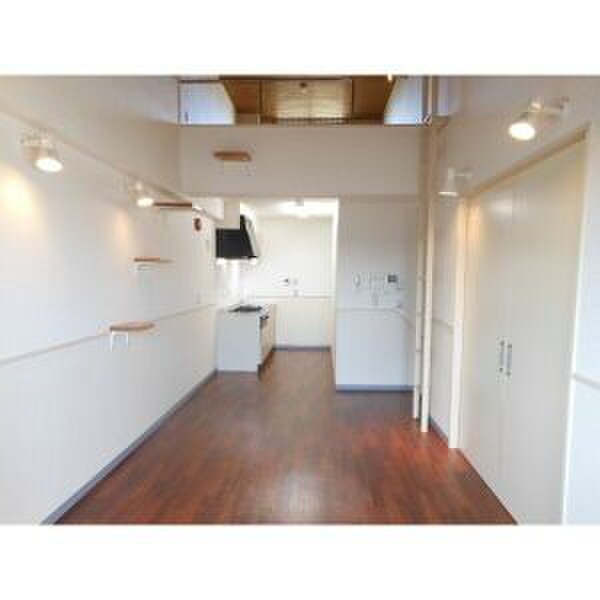 物件内観写真13　(廊下)