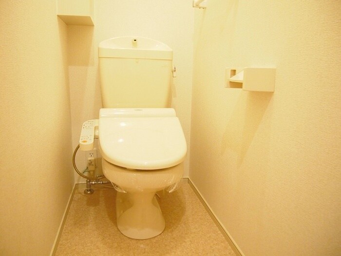 物件内観写真5　(トイレ)