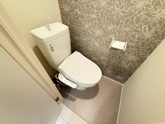 物件内観写真14　(トイレ)