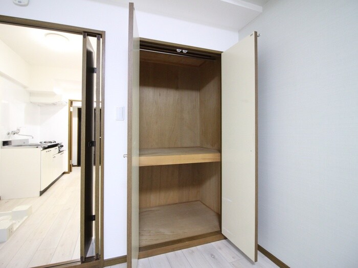 物件内観写真9　(収納)