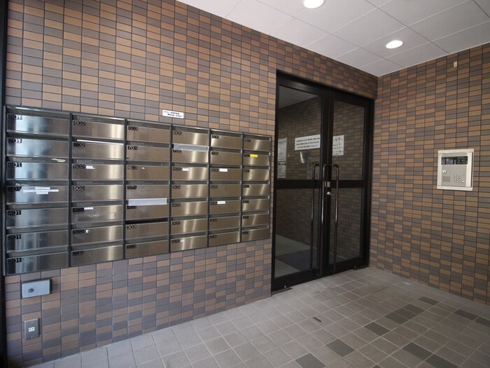 物件外観写真4　(建物設備)