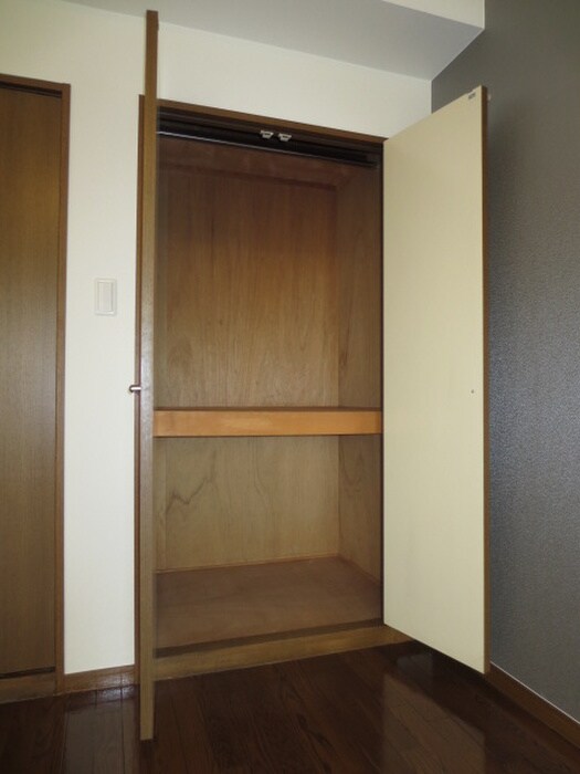 物件内観写真11　(収納)
