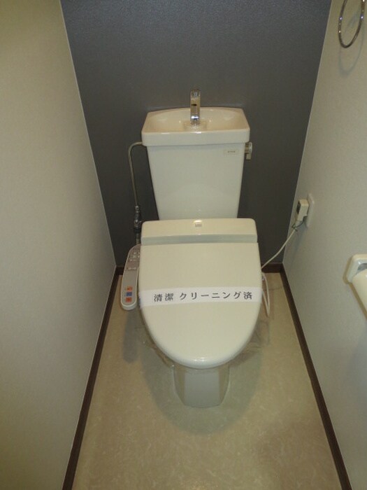 物件内観写真12　(トイレ)