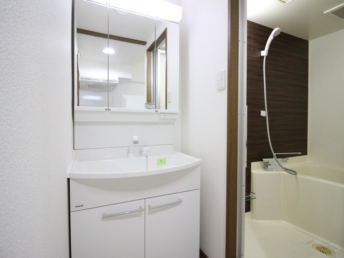 物件内観写真13　(洗面)