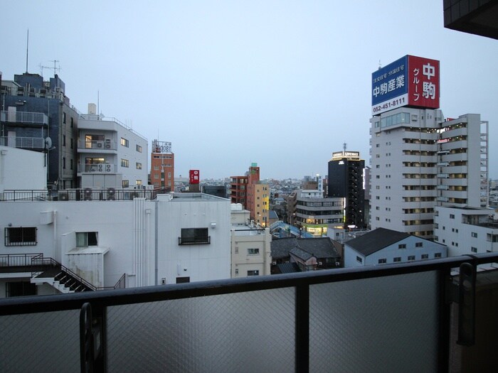 物件内観写真16　(室内からの展望)