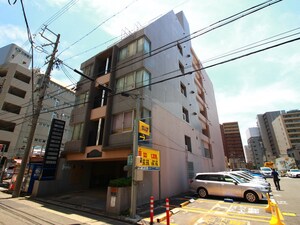 タケナカビル外観写真