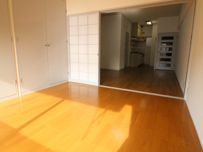 物件内観写真21　(居室)