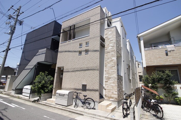 物件外観写真1　(外観写真)