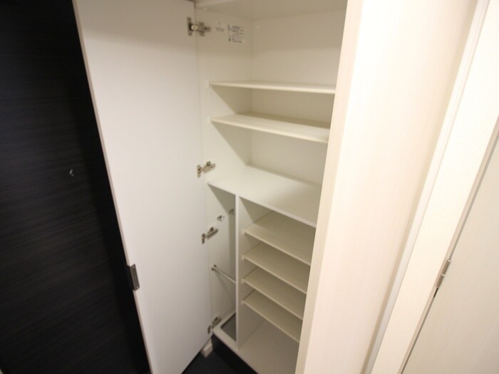 物件内観写真12　(靴箱)