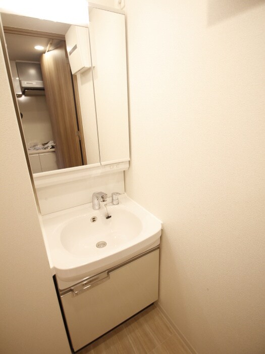 物件内観写真9　(洗面)