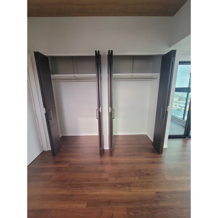 物件内観写真10　(収納)