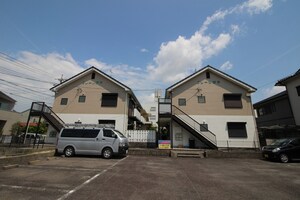 クレ－ル新守B外観写真