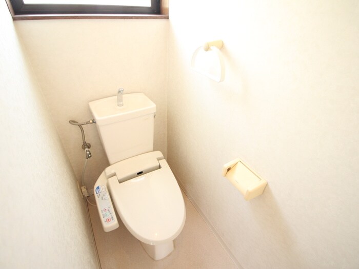 物件内観写真17　(トイレ)