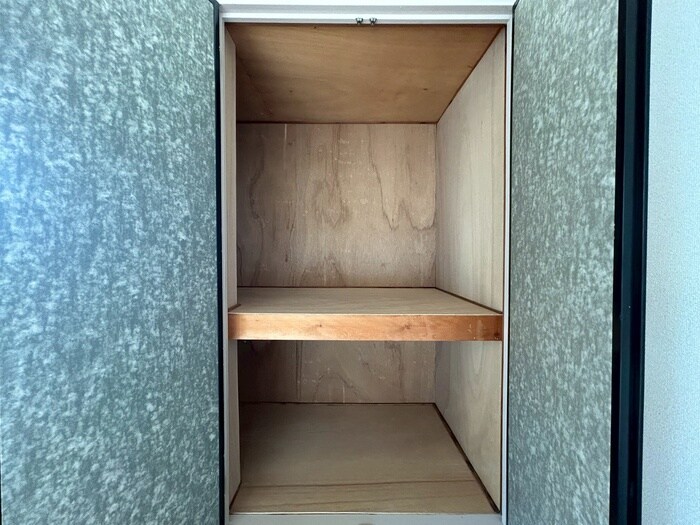 物件内観写真12　(収納)