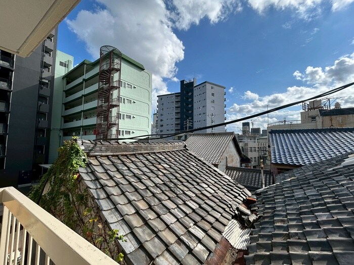 物件内観写真16　(室内からの展望)