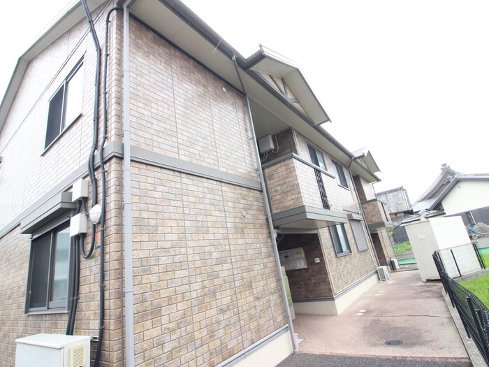 物件外観写真6　(外観写真)