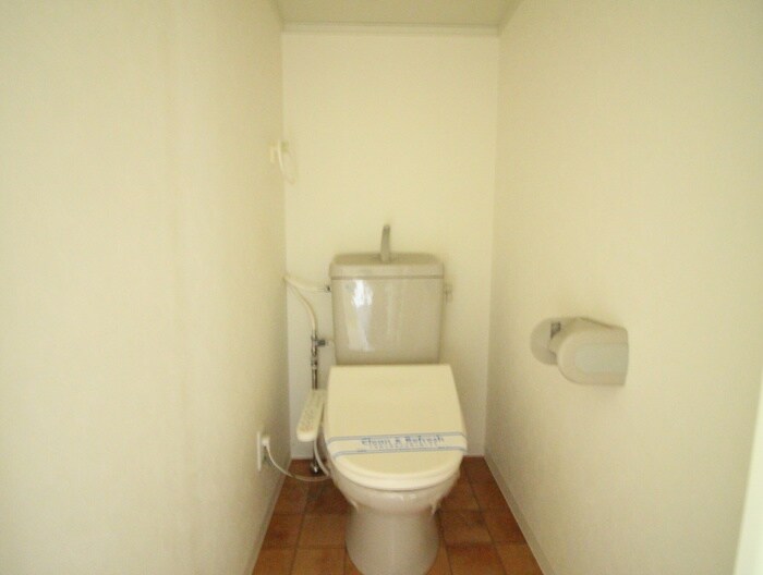 物件内観写真15　(トイレ)