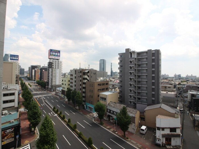 物件内観写真16　(室内からの展望)