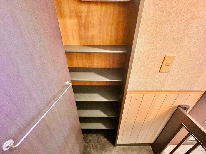 物件内観写真15　(靴箱)