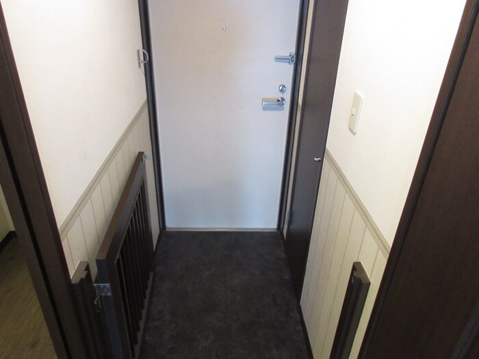 物件内観写真20　(玄関)