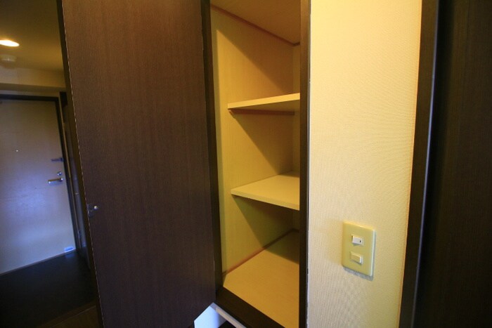 物件内観写真20　(収納)