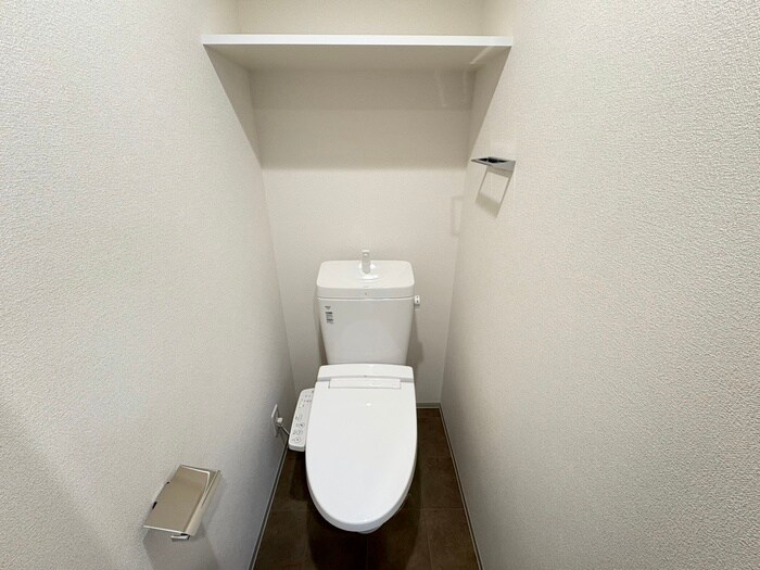 物件内観写真5　(トイレ)