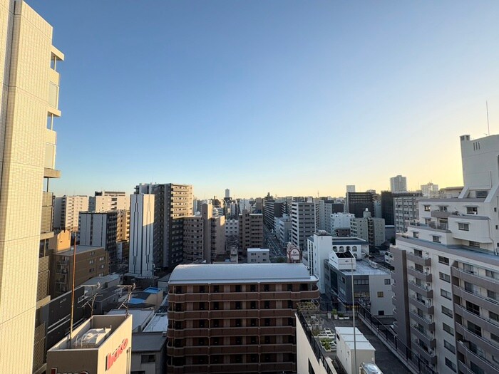 物件内観写真16　(室内からの展望)