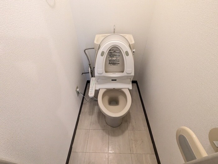 物件内観写真12　(トイレ)