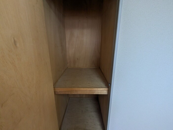 物件内観写真16　(収納)