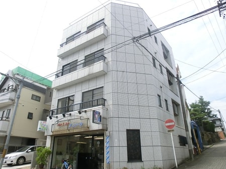 レジデンス前山外観写真