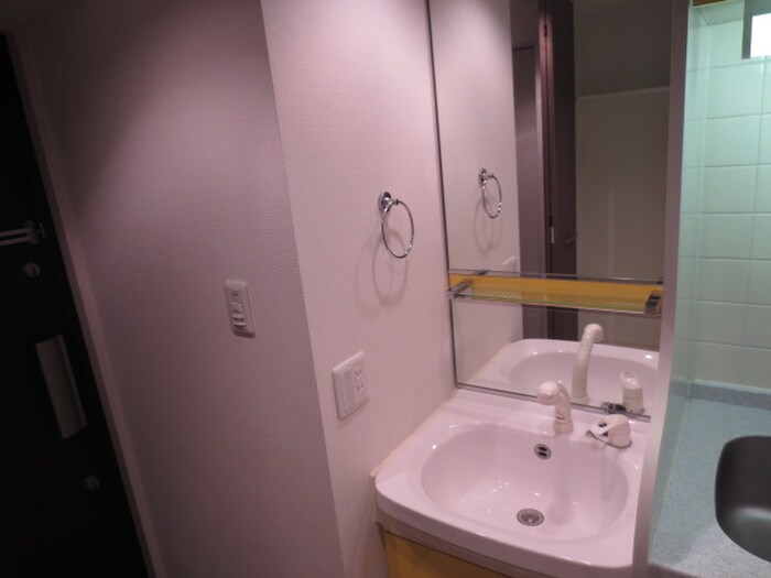 物件内観写真10　(洗面)
