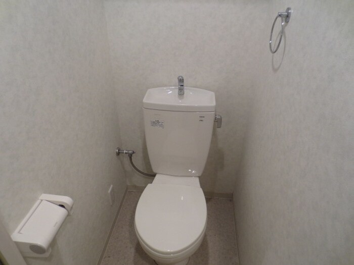 物件内観写真12　(トイレ)