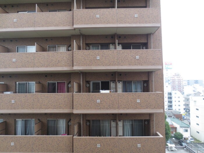 物件内観写真19　(室内からの展望)