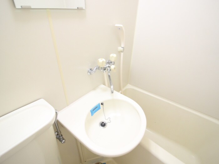 物件内観写真10　(洗面)