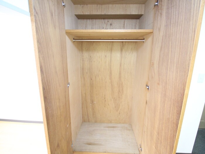 物件内観写真12　(収納)