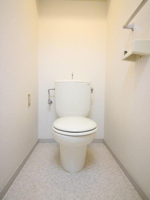 物件内観写真11　(トイレ)